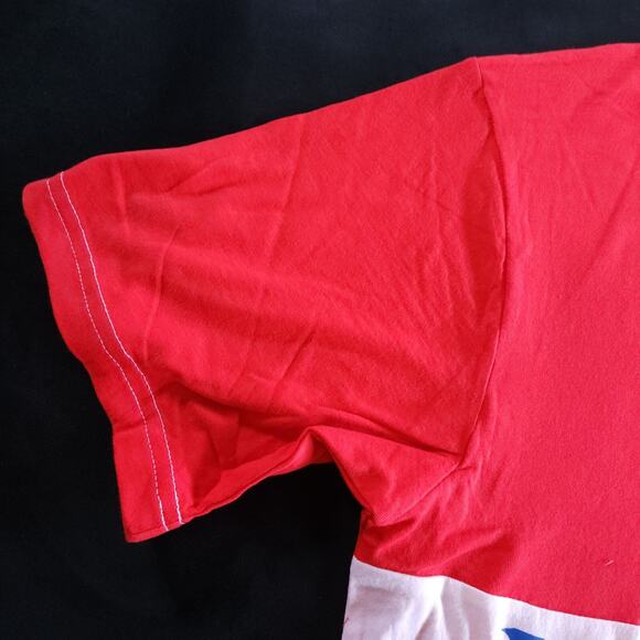 Mens Rare Universal Studios Graphic JAWS Movie Shirt Size Large Blue Red White - Picture 6 of 9